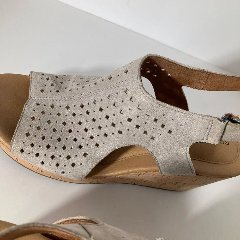 Womens Rockport Briah Slingback Suede Wedge Sandal‎ Laser Cut Metallic Khaki 8